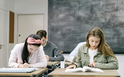 Une épreuve anticipée Bac de mathématiques en Première à Meaux